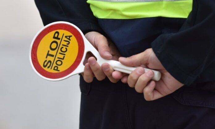 policija stop2